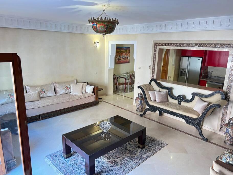 Appartement Beautiful Central & Comfortable